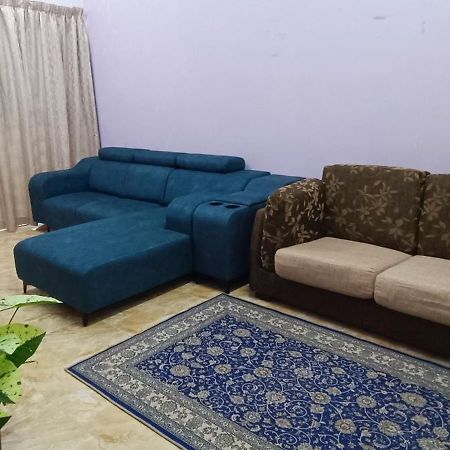Homestay Lestari Klia Szepang Kültér fotó